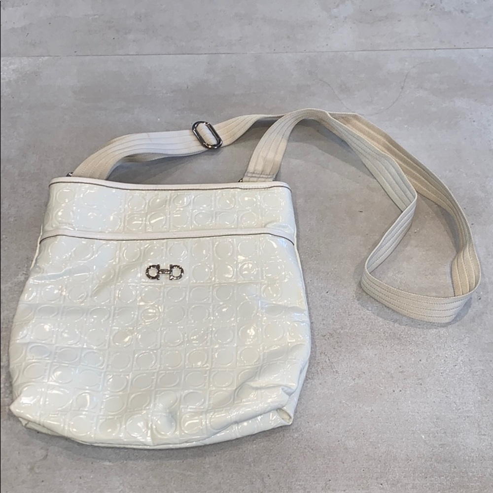 White leather Ferragamo crossbody purse
